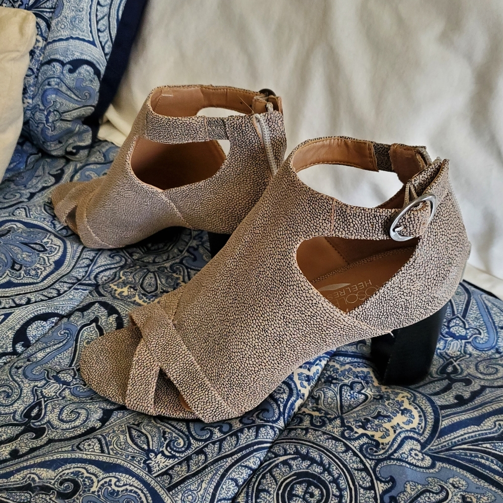 Ladies Aerosoles Songbird Open-toe Bootie